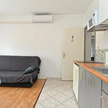 Fuer 3 Personen Ca 30 Qm In Fazana-surida, Istrien Istrische Riviera Apartment *